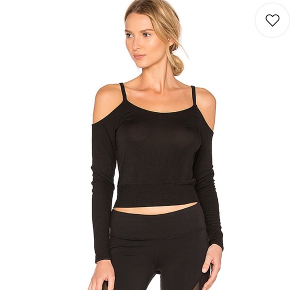 off the shoulder yoga tops